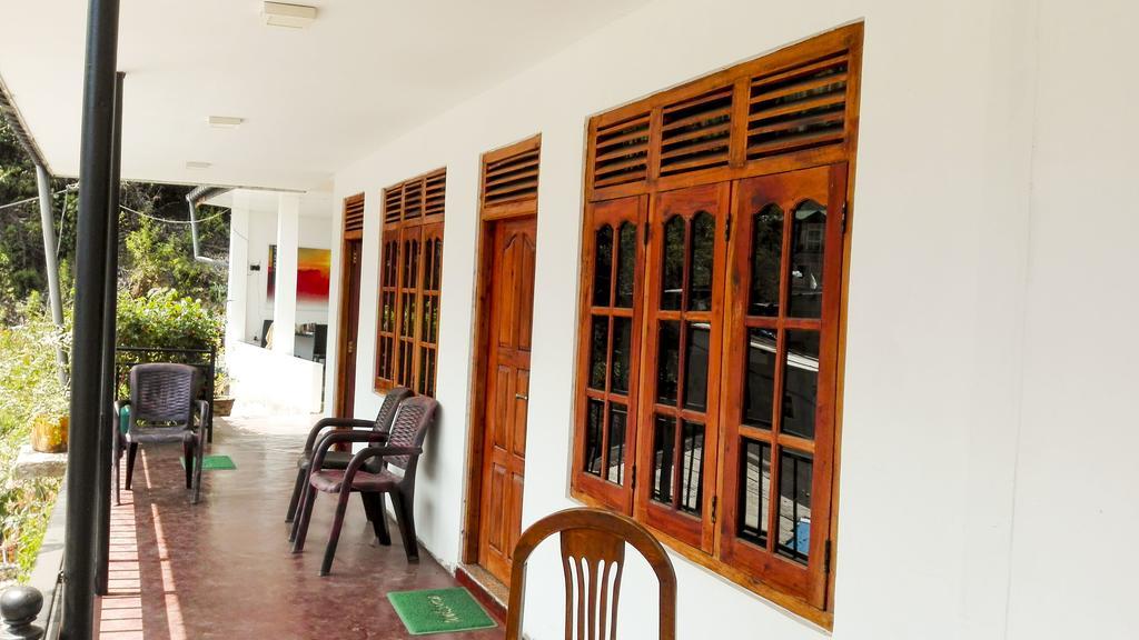 Green View Guest Inn Nallathanniya Εξωτερικό φωτογραφία